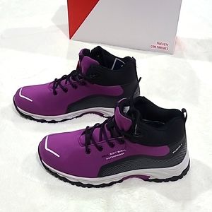 Paredes Grazalema Waterproof Hiking Boots Womens | Size 9